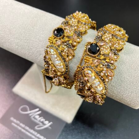 Gargi Black