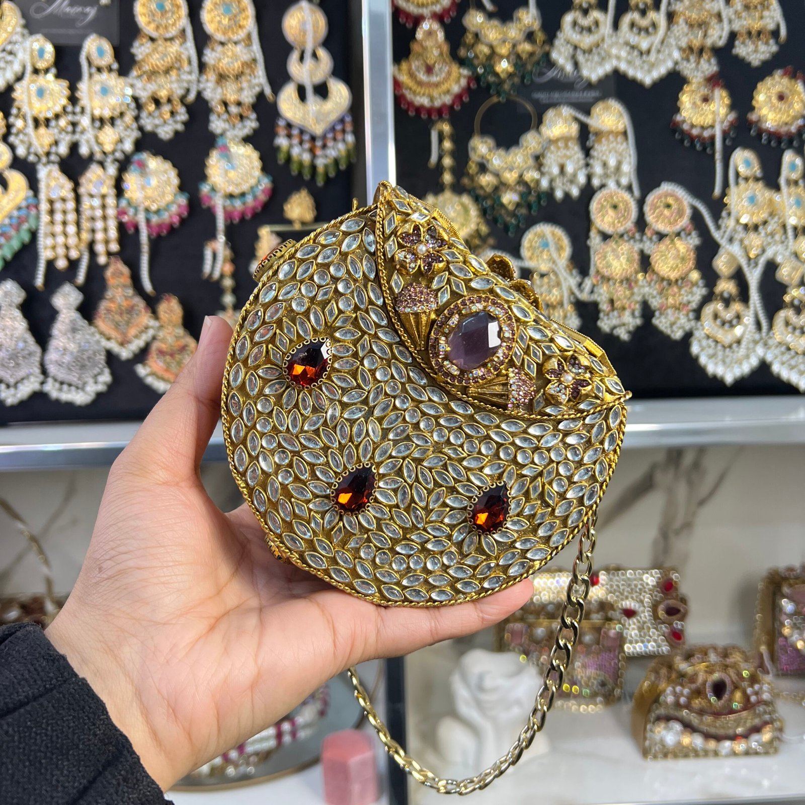 BIA CHAMPAGNE PIC 1 PRICE 4500 BIA CHAMPAGNE - Image 1