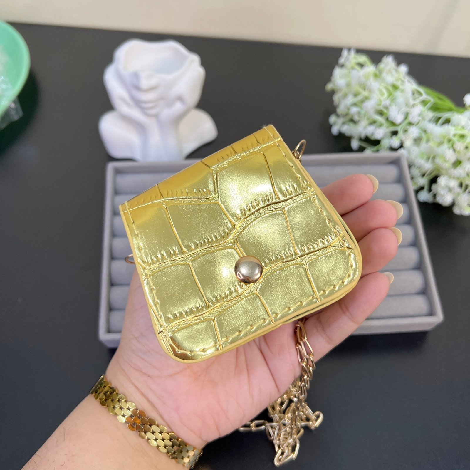 SCARLET 1750_- SCARLET - Image 1