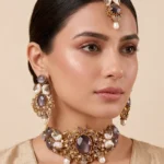 BEYRA MAUVE NEKLACE SET WITH TEEKA