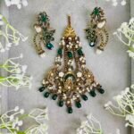 DURABA GREEN JHOOMER AND EARRINGS SET