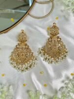 MINAL GOLDEN STATEMENT EARRINGS - Image 2