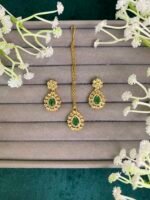 SAPNA EMERALD GOLDPLATED JEWELLERY SET - Image 3