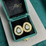 MAGESTIC POLKI GREEN STUDS WITH SUEDE BOX