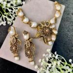 FARHA BLACK NECKLACE SET